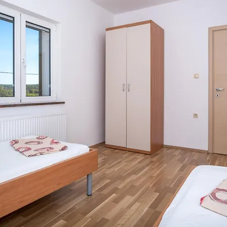 Bura Σίμπενικ