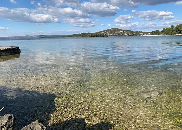 Bura شقة شيبينيك