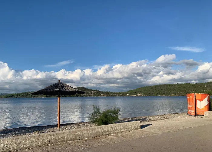 Bura شقة شيبينيك