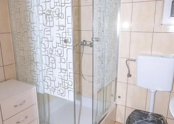 Bura شقة شيبينيك